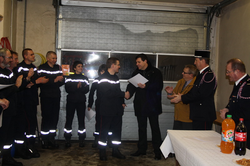 Dipl+¦mes pompiers  01-2012 007