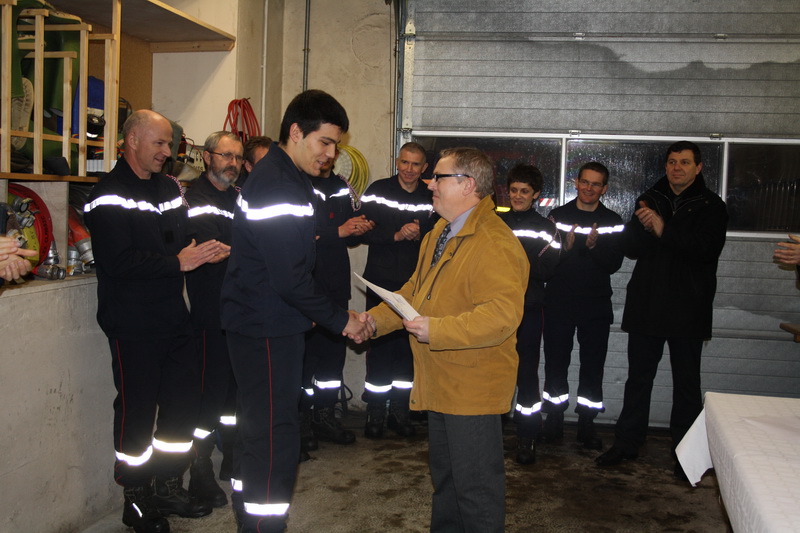 Dipl+¦mes pompiers  01-2012 005