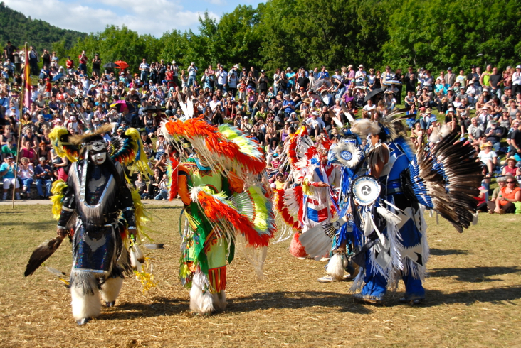 DSC_0225_pow wow