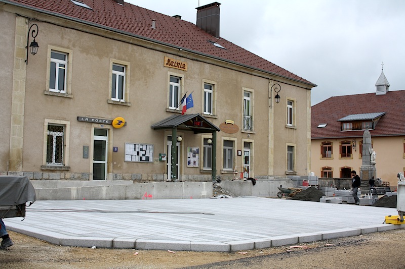 Place du village 003