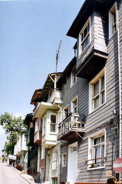 Turquie 1998-08-20 Istanbul Façade Maison copie